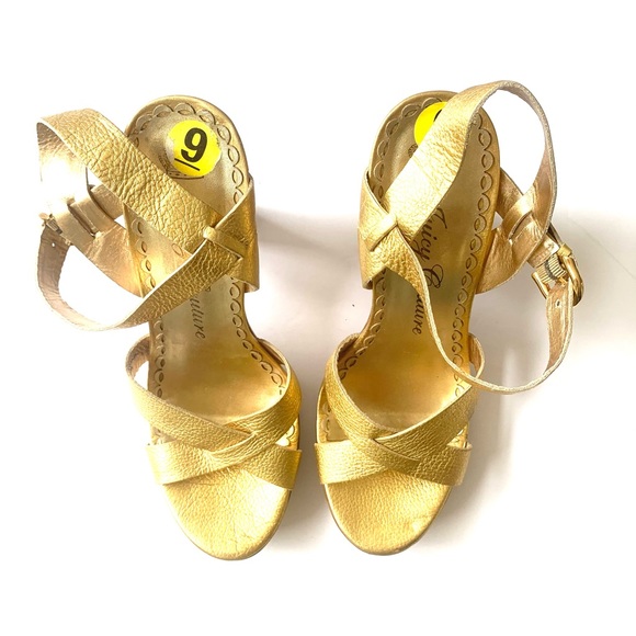 💥 Host Pick💥Juicy Couture Leather Platform Heels - Picture 4 of 7